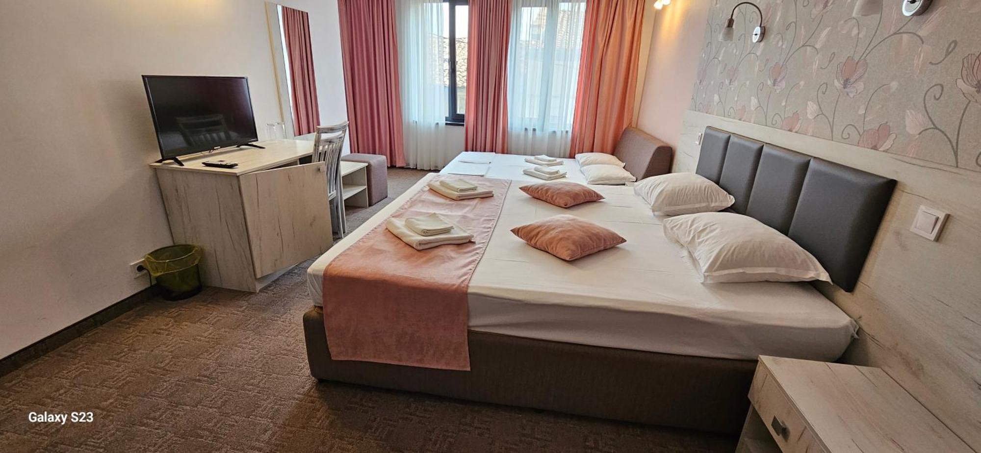 Guest House Saint Petka Veliko Tárnovo Habitación foto